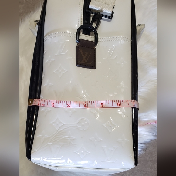 Louis Vuitton Monogram Mirror Neo Porte - Picture 17 of 17